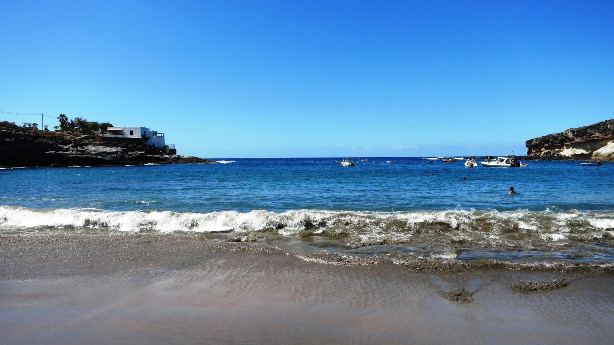 Blue Bay Paradise - Beach Front Apartment With Sea View Playa Paraiso  Luaran gambar